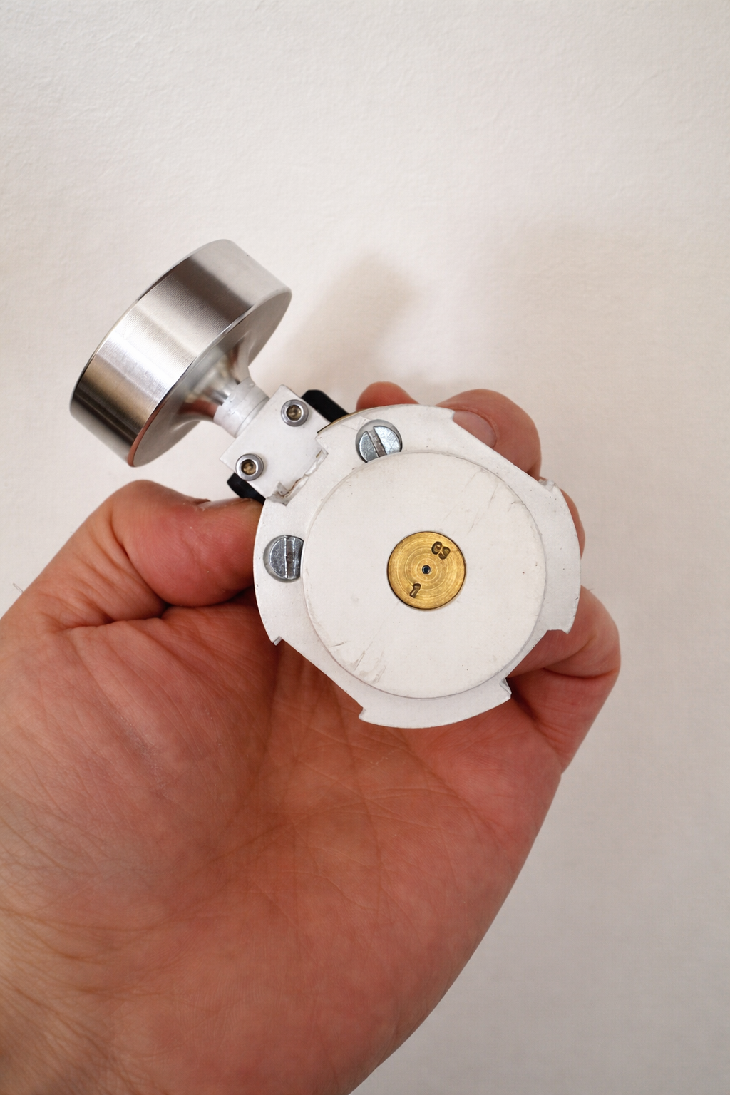 Diffuseur de gaz lacrymogène CS filaire dissimulé – Qualiforce - sans abonnement